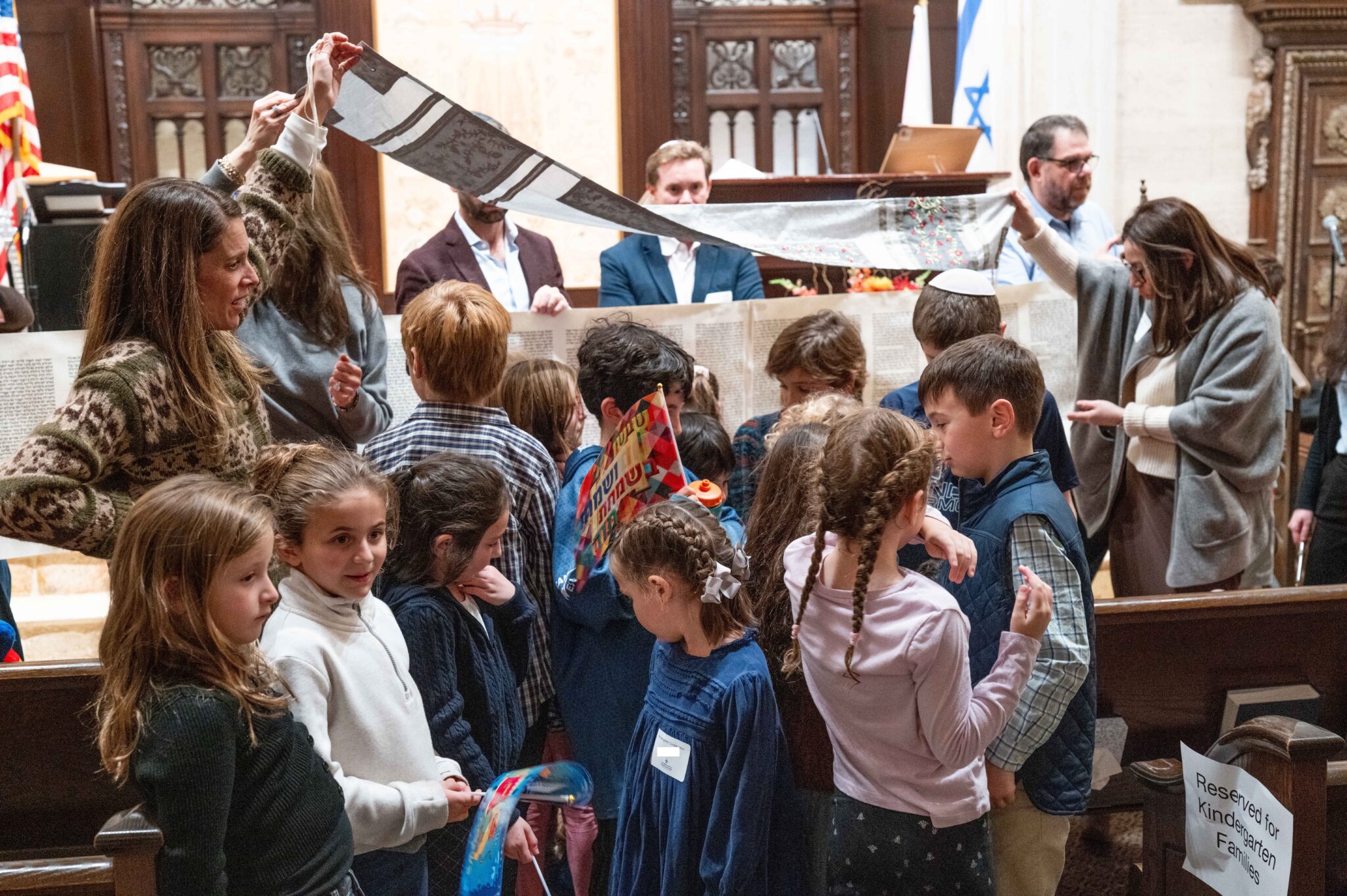 251017_ShaaraySimchatTorah_106